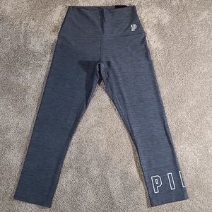 NEW! Womens XS Victoria Secret PINK Cropped Grey Leggings